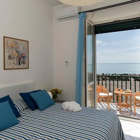 Dimore De Luca- Mare Mia Salerno